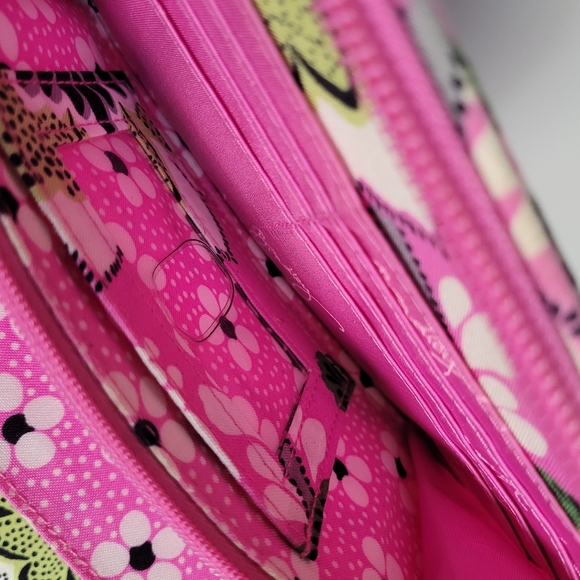 Vera Bradley Priscilla Pink Wallet - Picture 7 of 11